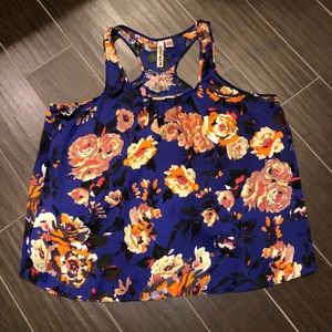 Floral Tank XL